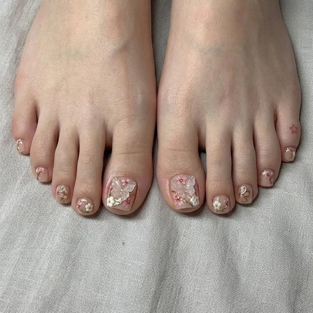 Press On Toes, Gold Butterfly Nails, press on nails, custom press on nails, fake nails, Nails Art, stained glass nails, gold press on nails, 3d press on nails, luxury press on nails, handmade press on nails