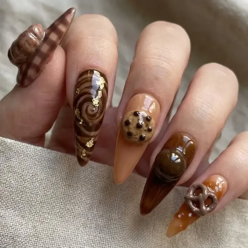 hand sculpted nails, 3D nail design, press on nails, custom press on nails, fake nails, Nails Art, stained glass nails, gold press on nails, 3d press on nails, luxury press on nails, handmade press on nails