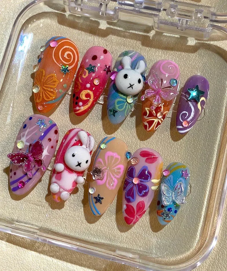 press on nails, custom press on nails, fake nails, Nails Art, stained glass nails, gold press on nails, 3d press on nails, luxury press on nails, handmade press on nails