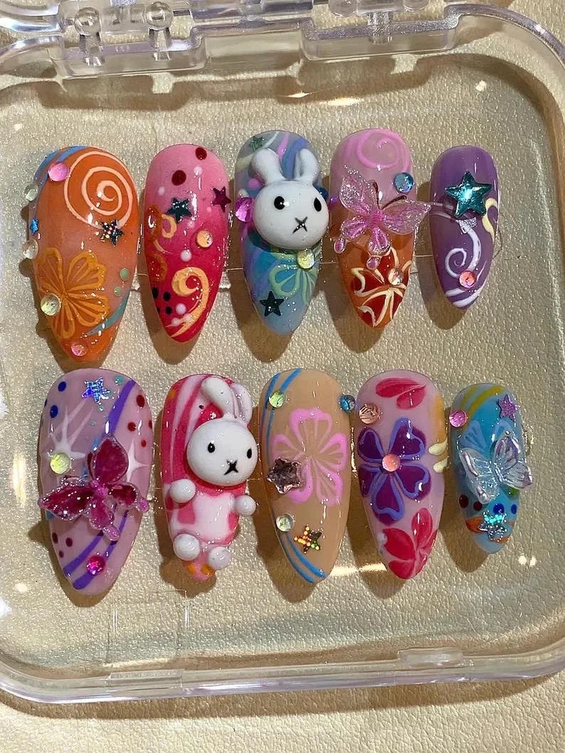 press on nails, custom press on nails, fake nails, Nails Art, stained glass nails, gold press on nails, 3d press on nails, luxury press on nails, handmade press on nails