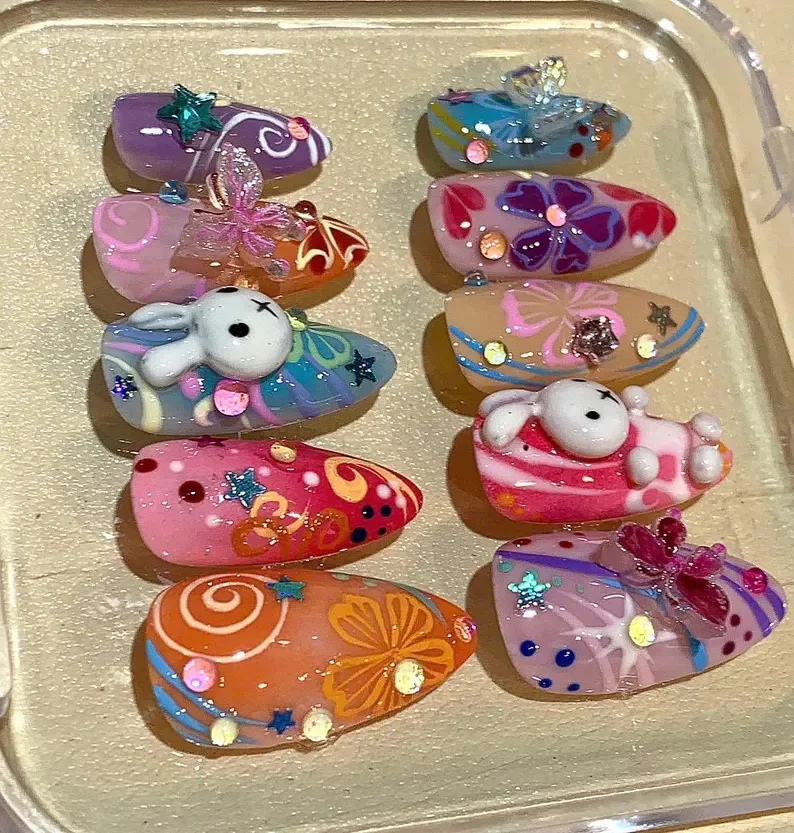 press on nails, custom press on nails, fake nails, Nails Art, stained glass nails, gold press on nails, 3d press on nails, luxury press on nails, handmade press on nails
