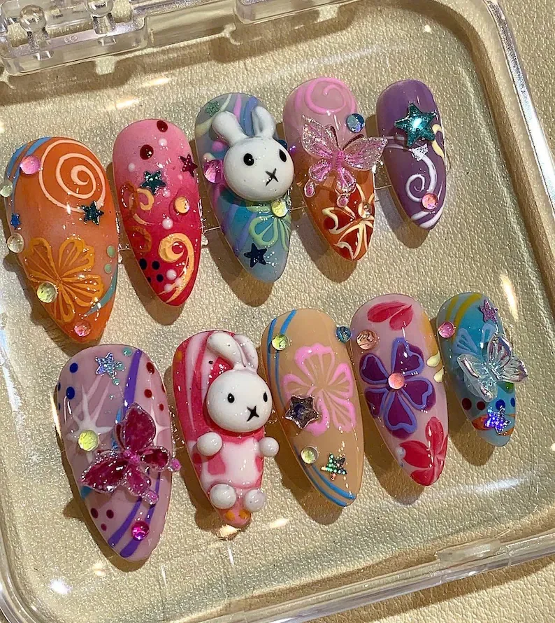 press on nails, custom press on nails, fake nails, Nails Art, stained glass nails, gold press on nails, 3d press on nails, luxury press on nails, handmade press on nails