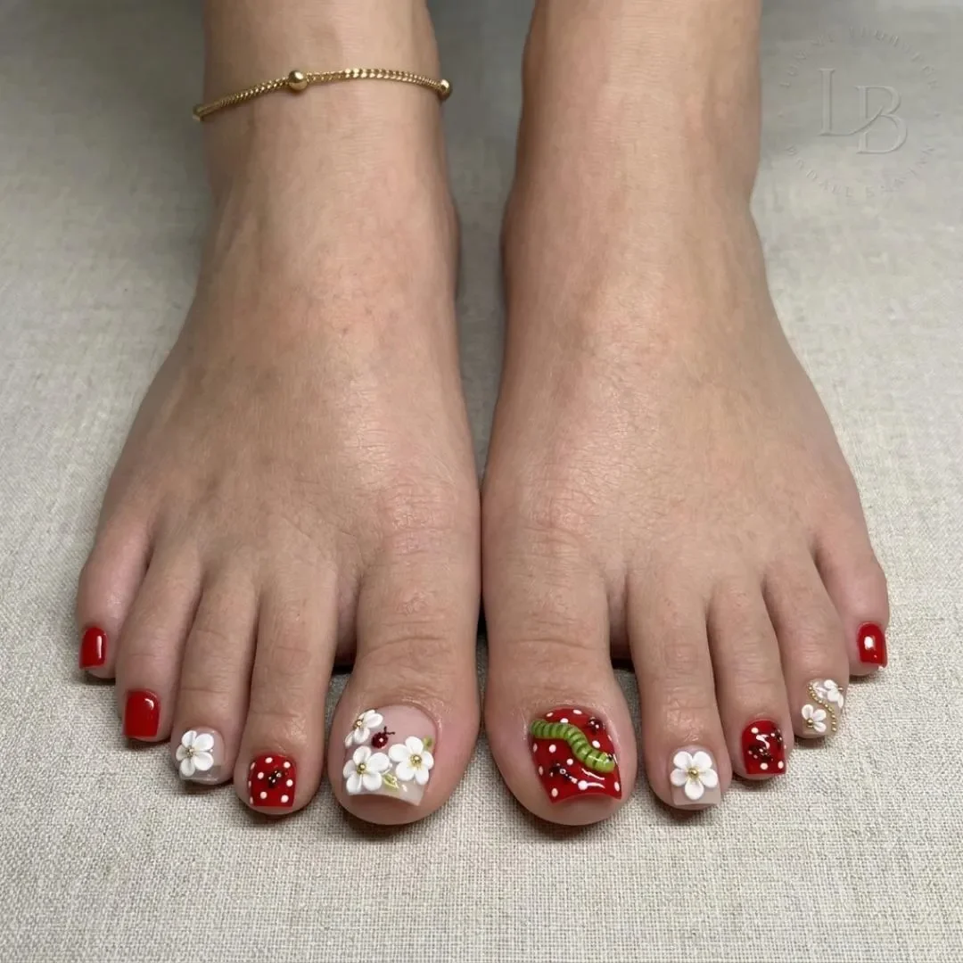 Flower Pedicure, Garden Toe Nails, press on nails, custom press on nails, fake nails, Nails Art, stained glass nails, gold press on nails, 3d press on nails, luxury press on nails, handmade press on nails