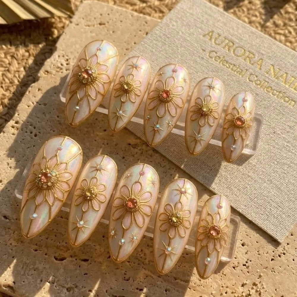 press on nails, custom press on nails, fake nails, Nails Art, stained glass nails, gold press on nails, 3d press on nails, luxury press on nails, handmade press on nails