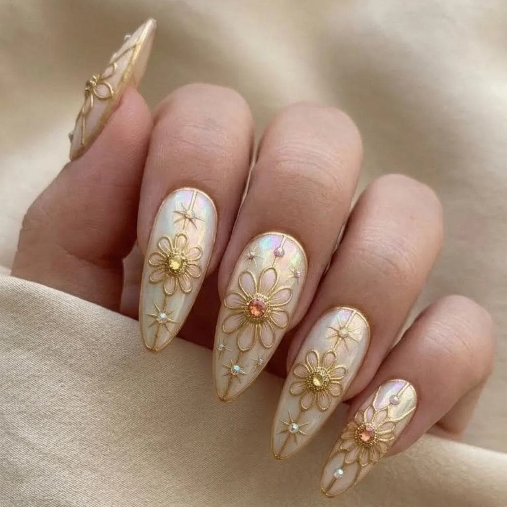 press on nails, custom press on nails, fake nails, Nails Art, stained glass nails, gold press on nails, 3d press on nails, luxury press on nails, handmade press on nails