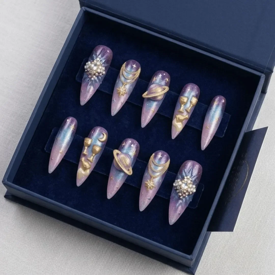 press on nails, custom press on nails, fake nails, Nails Art, stained glass nails, gold press on nails, 3d press on nails, luxury press on nails, handmade press on nails