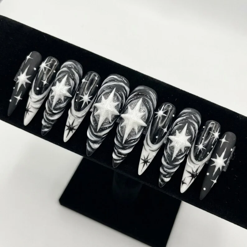 press on nails, custom press on nails, fake nails, Nails Art, stained glass nails, gold press on nails, 3d press on nails, luxury press on nails, handmade press on nails