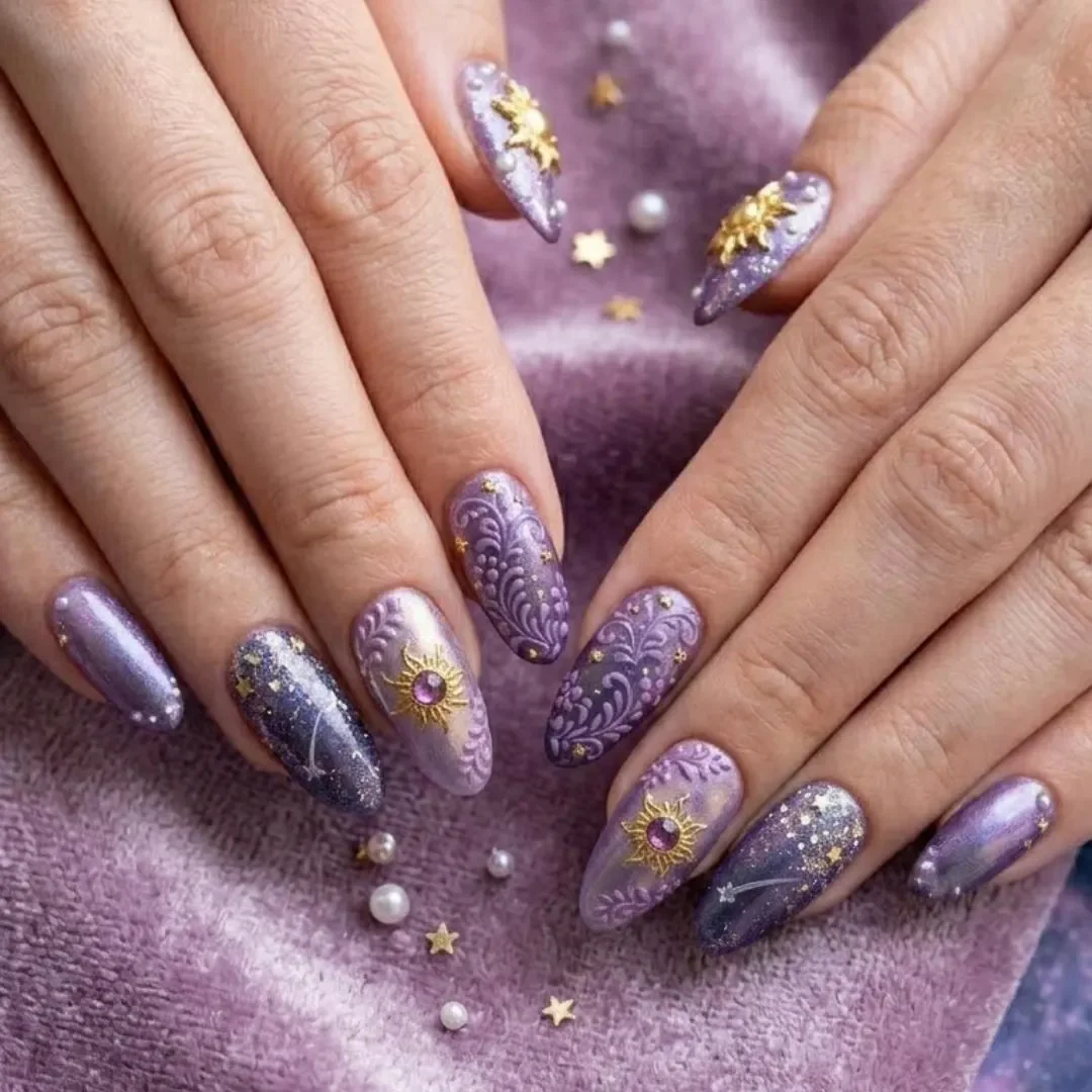 press on nails, custom press on nails, fake nails, Nails Art, stained glass nails, gold press on nails, 3d press on nails, luxury press on nails, handmade press on nails
