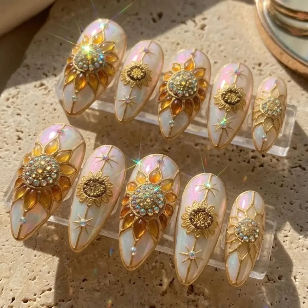 press on nails, custom press on nails, fake nails, Nails Art, stained glass nails, gold press on nails, 3d press on nails, luxury press on nails, handmade press on nails