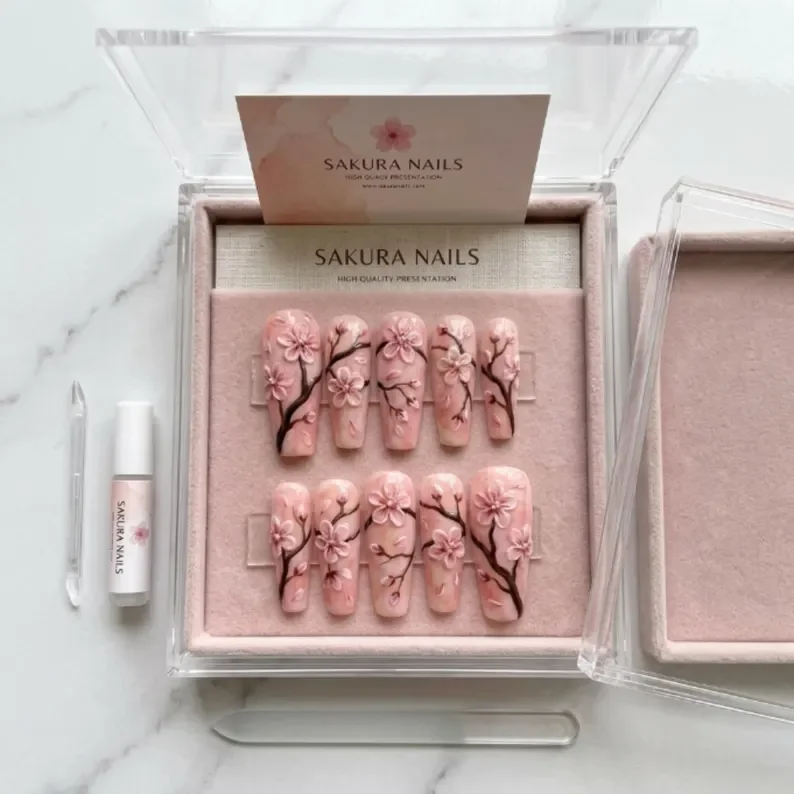 press on nails, custom press on nails, fake nails, Nails Art, stained glass nails, gold press on nails, 3d press on nails, luxury press on nails, handmade press on nails