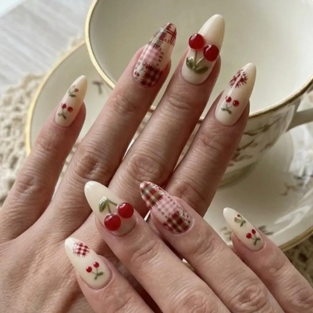 press on nails, custom press on nails, fake nails, Nails Art, stained glass nails, gold press on nails, 3d press on nails, luxury press on nails, handmade press on nails