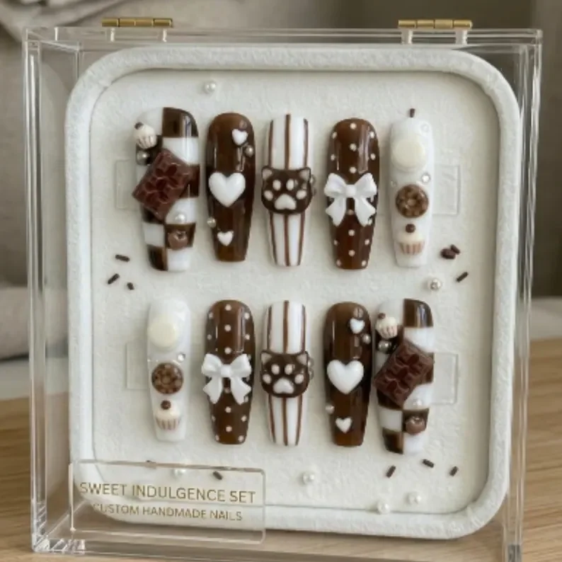 press on nails, custom press on nails, fake nails, Nails Art, stained glass nails, gold press on nails, 3d press on nails, luxury press on nails, handmade press on nails
