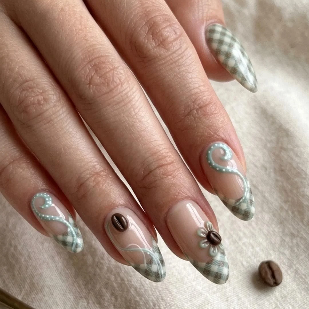 press on nails, custom press on nails, fake nails, Nails Art, stained glass nails, gold press on nails, 3d press on nails, luxury press on nails, handmade press on nails