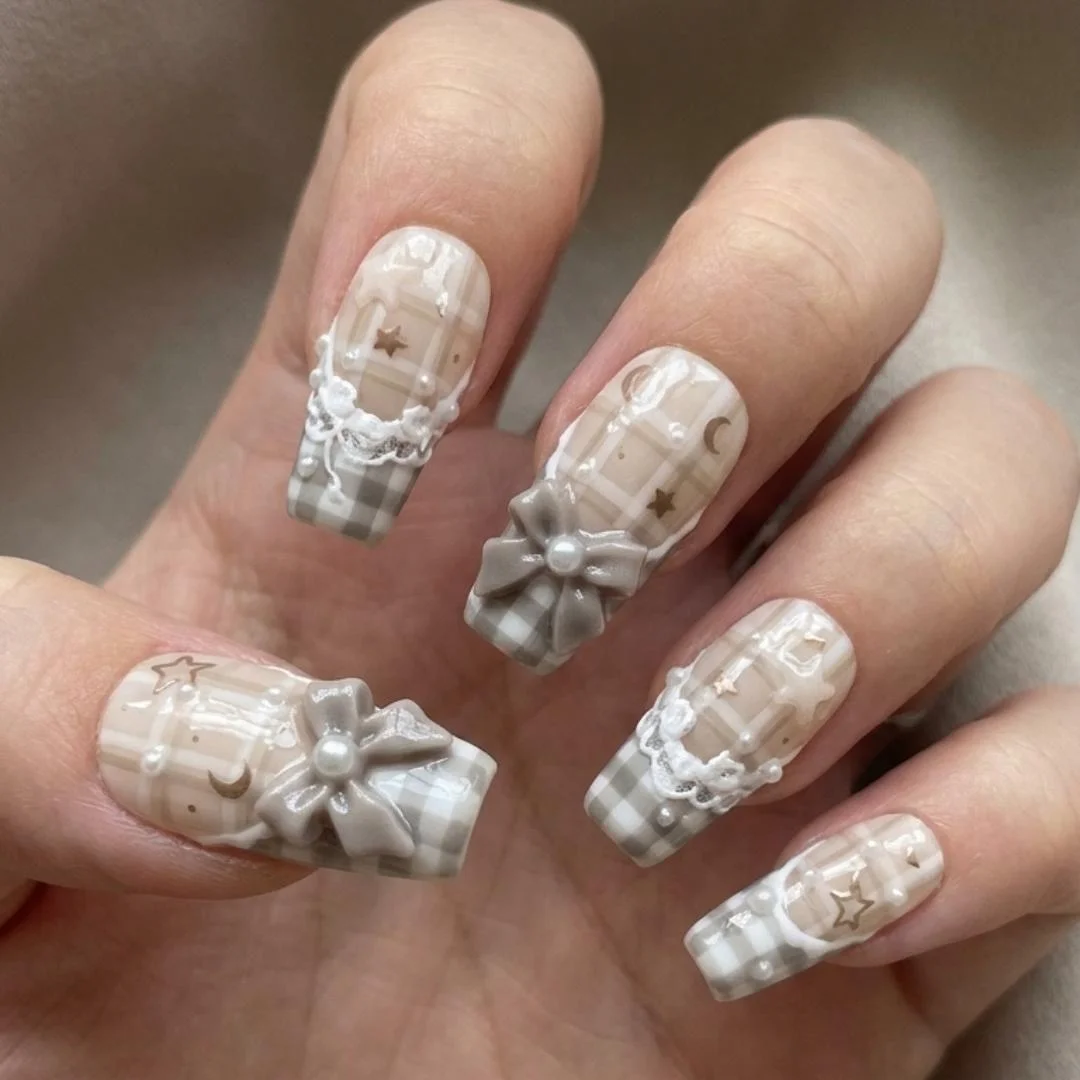 press on nails, custom press on nails, fake nails, Nails Art, stained glass nails, gold press on nails, 3d press on nails, luxury press on nails, handmade press on nails