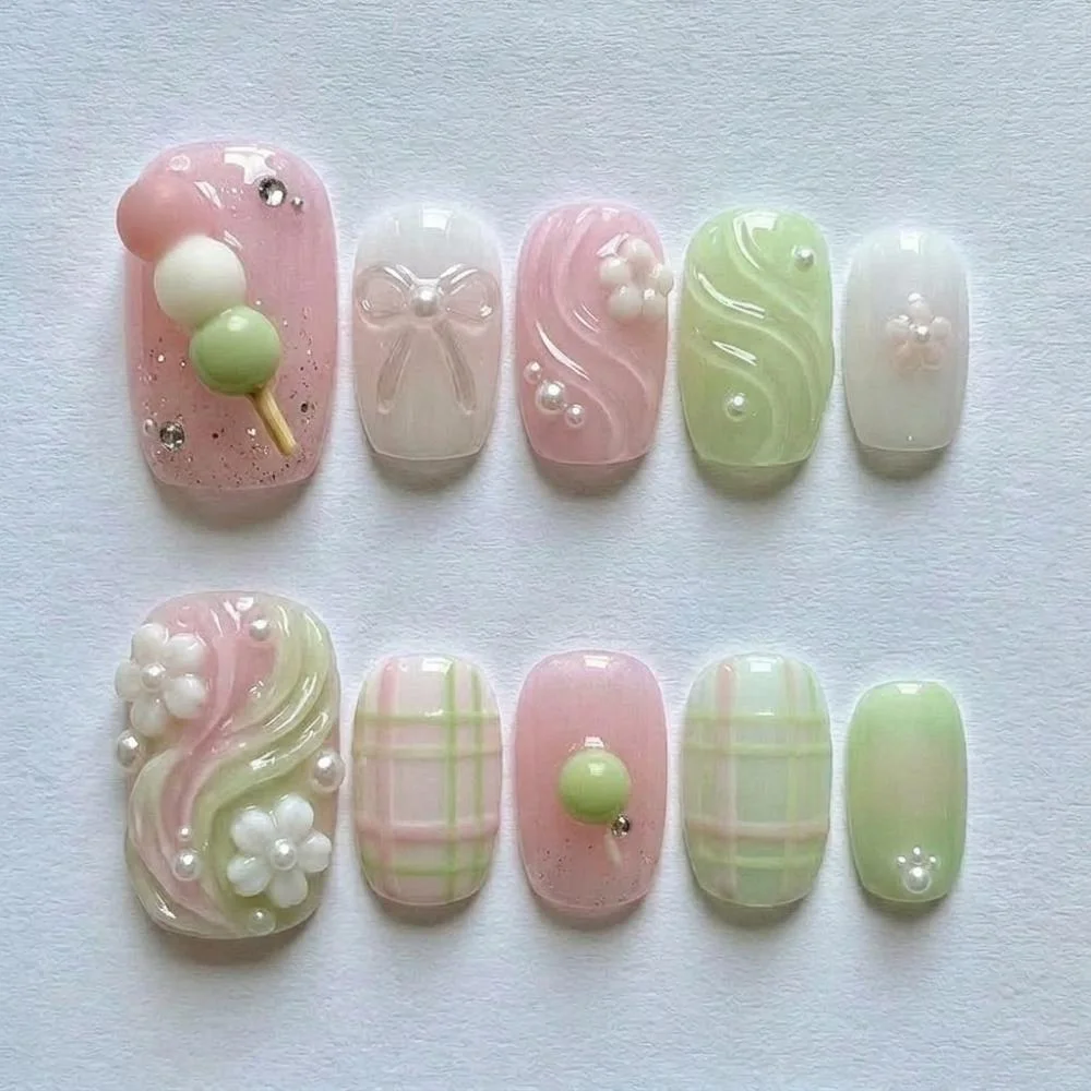 3D Dango Nails, Press On Nails, press on nails, custom press on nails, fake nails, Nails Art, stained glass nails, gold press on nails, 3d press on nails, luxury press on nails, handmade press on nails
