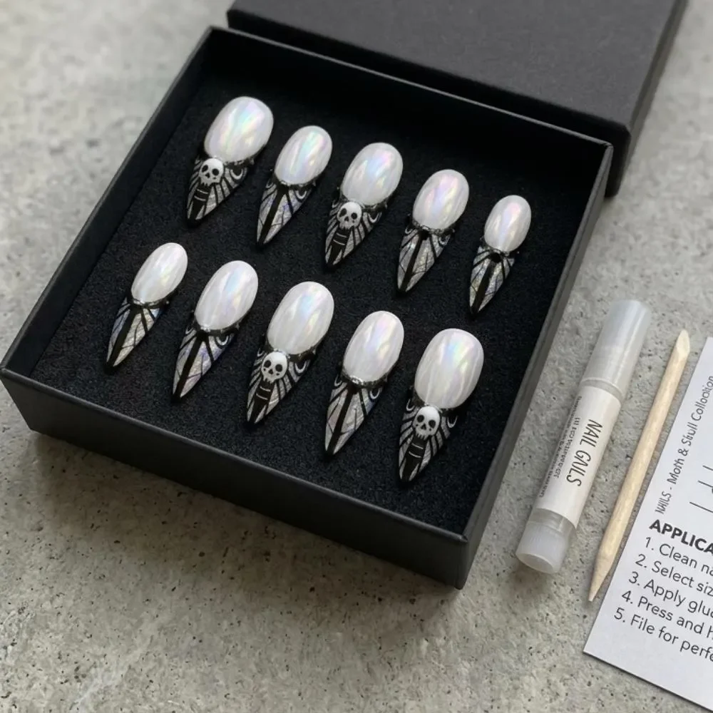 press on nails, custom press on nails, fake nails, Nails Art, stained glass nails, gold press on nails, 3d press on nails, luxury press on nails, handmade press on nails