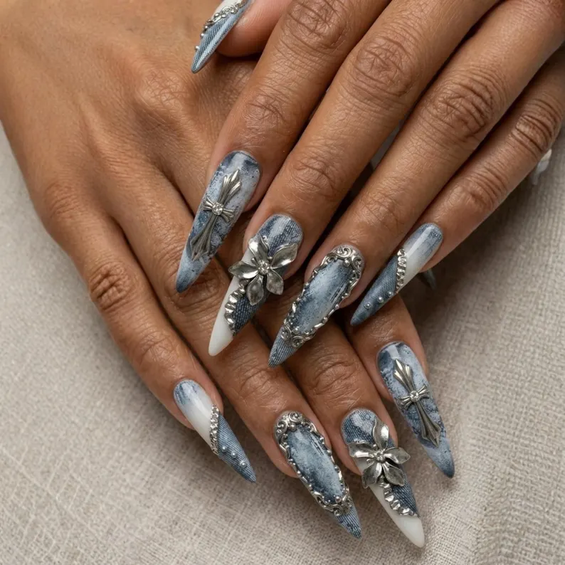 press on nails, custom press on nails, fake nails, Nails Art, stained glass nails, gold press on nails, 3d press on nails, luxury press on nails, handmade press on nails