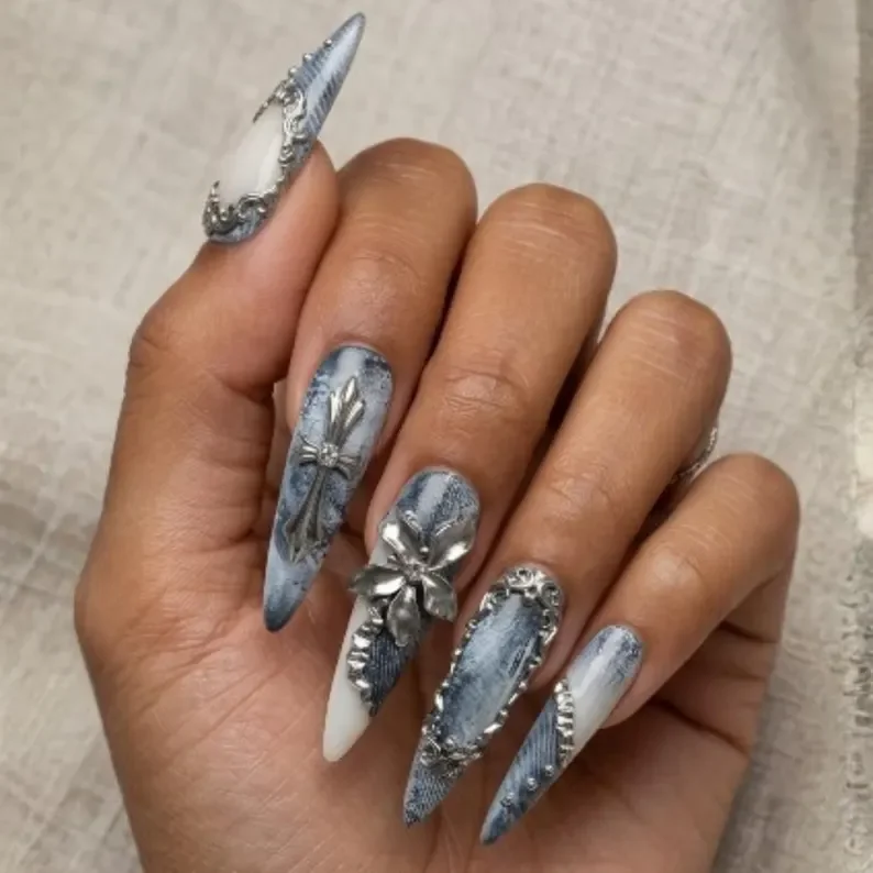 press on nails, custom press on nails, fake nails, Nails Art, stained glass nails, gold press on nails, 3d press on nails, luxury press on nails, handmade press on nails