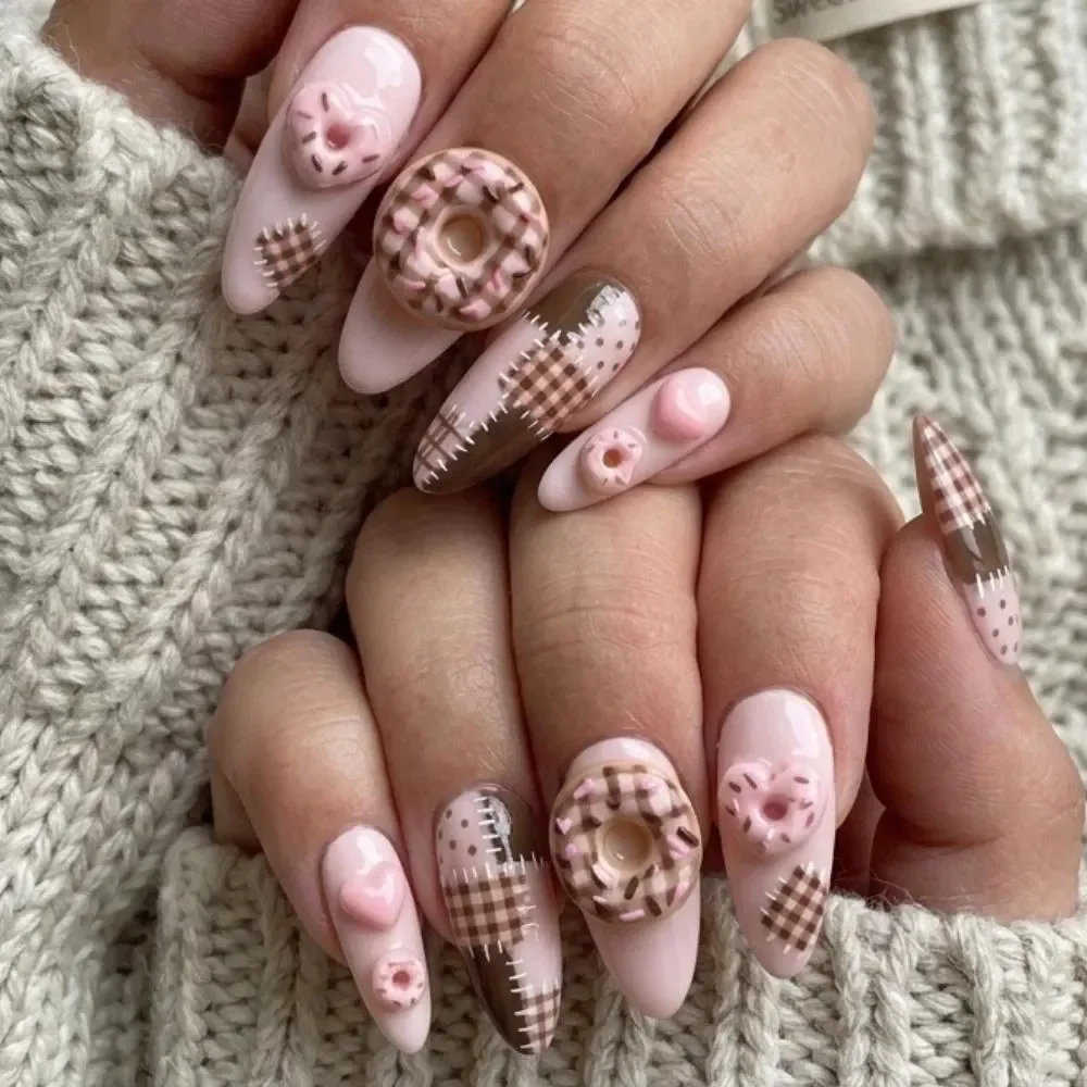 press on nails, custom press on nails, fake nails, Nails Art, stained glass nails, gold press on nails, 3d press on nails, luxury press on nails, handmade press on nails