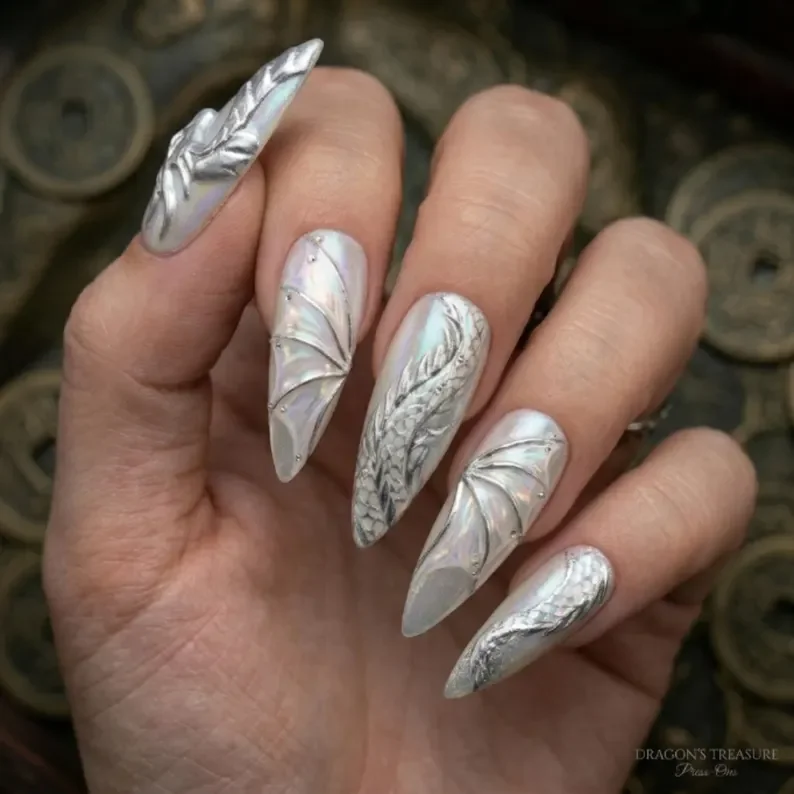 press on nails, custom press on nails, fake nails, Nails Art, stained glass nails, gold press on nails, 3d press on nails, luxury press on nails, handmade press on nails