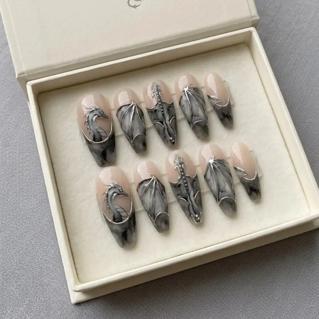 press on nails, custom press on nails, fake nails, Nails Art, stained glass nails, gold press on nails, 3d press on nails, luxury press on nails, handmade press on nails