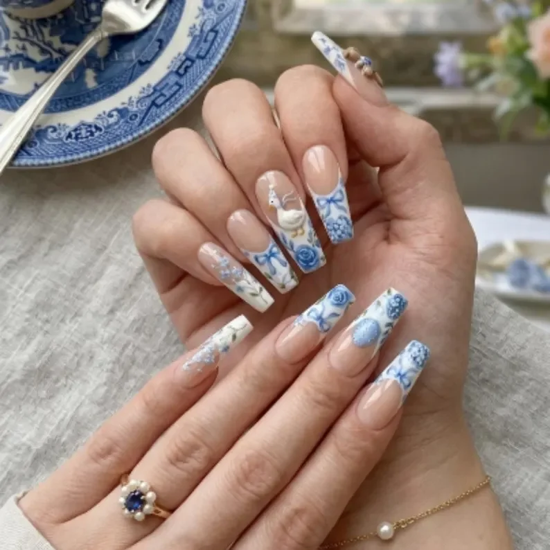 press on nails, custom press on nails, fake nails, Nails Art, stained glass nails, gold press on nails, 3d press on nails, luxury press on nails, handmade press on nails