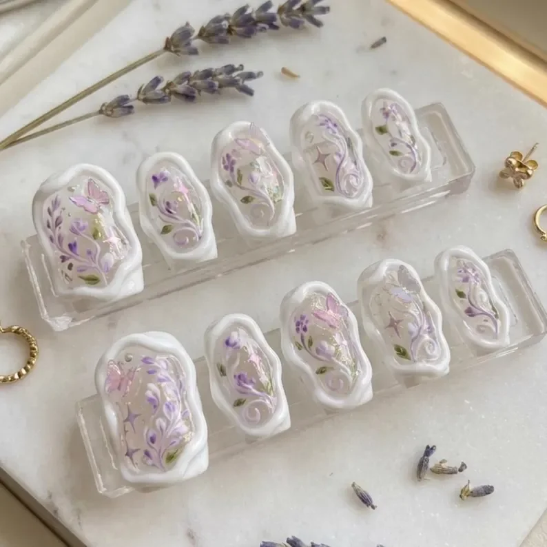 press on nails, custom press on nails, fake nails, Nails Art, stained glass nails, gold press on nails, 3d press on nails, luxury press on nails, handmade press on nails