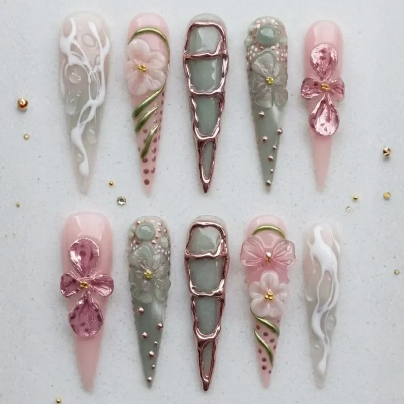 press on nails, custom press on nails, fake nails, Nails Art, stained glass nails, gold press on nails, 3d press on nails, luxury press on nails, handmade press on nails