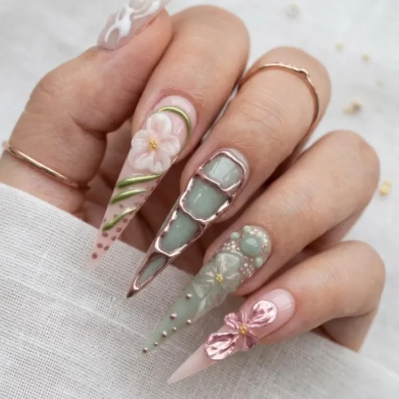 press on nails, custom press on nails, fake nails, Nails Art, stained glass nails, gold press on nails, 3d press on nails, luxury press on nails, handmade press on nails