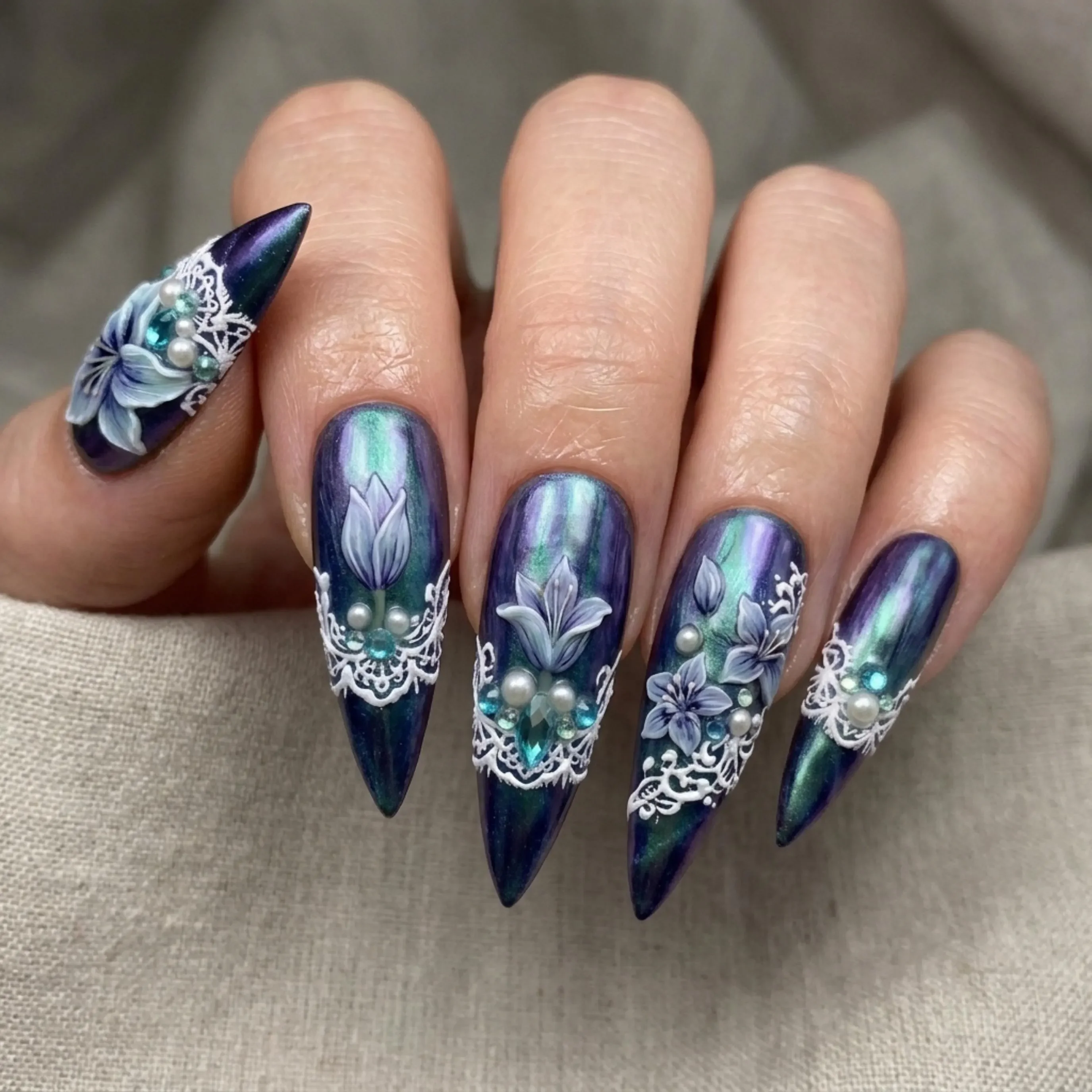 press on nails, custom press on nails, fake nails, Nails Art, stained glass nails, gold press on nails, 3d press on nails, luxury press on nails, handmade press on nails