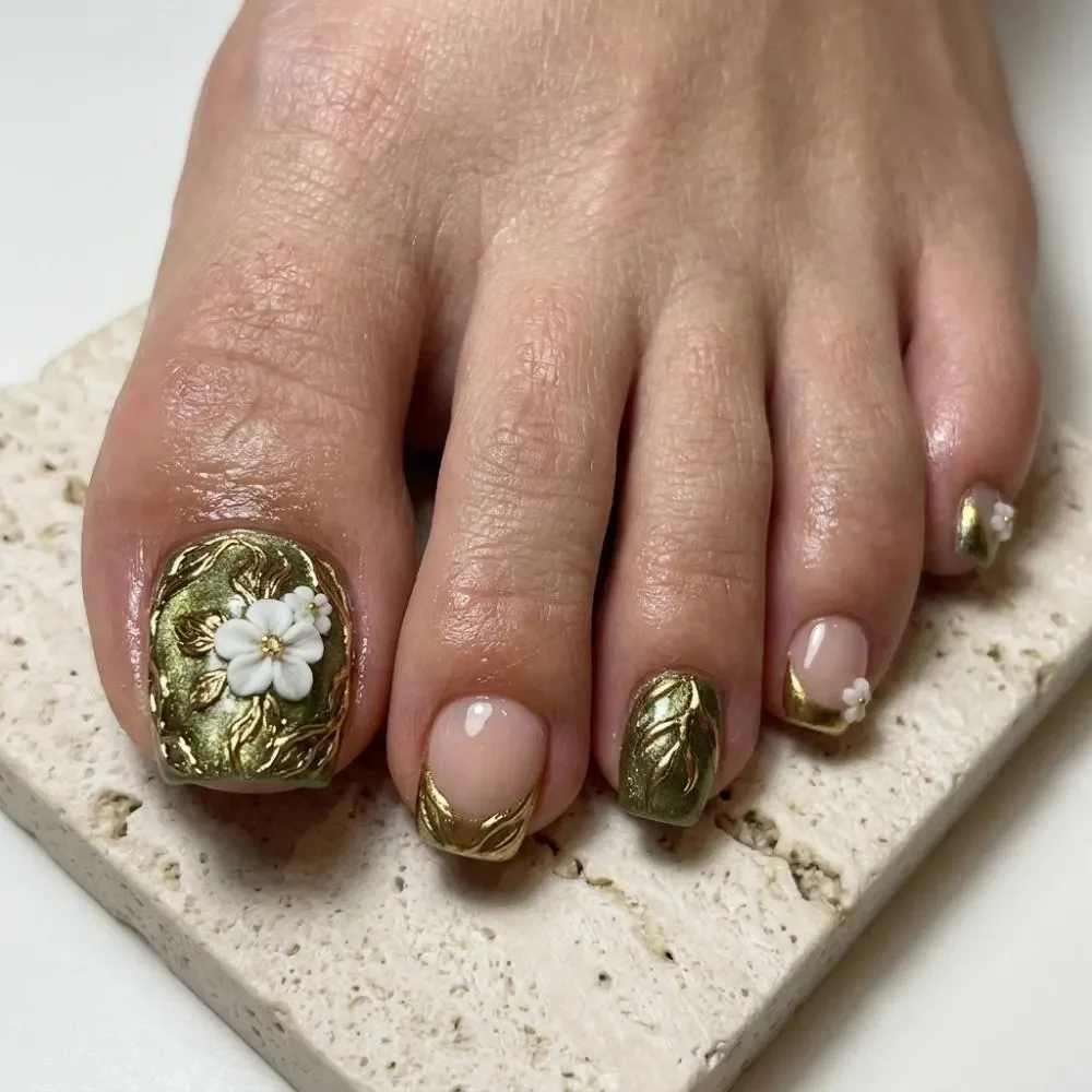 Luxury Fake Nails, Press On Toes, press on nails, custom press on nails, fake nails, Nails Art, stained glass nails, gold press on nails, 3d press on nails, luxury press on nails, handmade press on nails