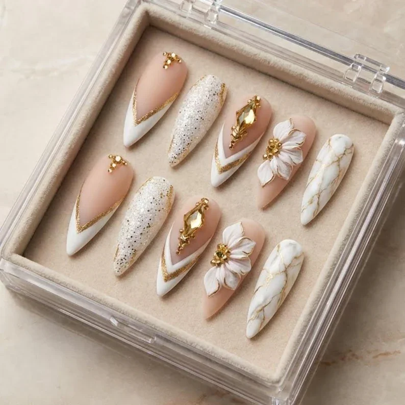 3D flower press on nails, gold rhinestone nails, press on nails, custom press on nails, fake nails, Nails Art, stained glass nails, gold press on nails, 3d press on nails, luxury press on nails, handmade press on nails