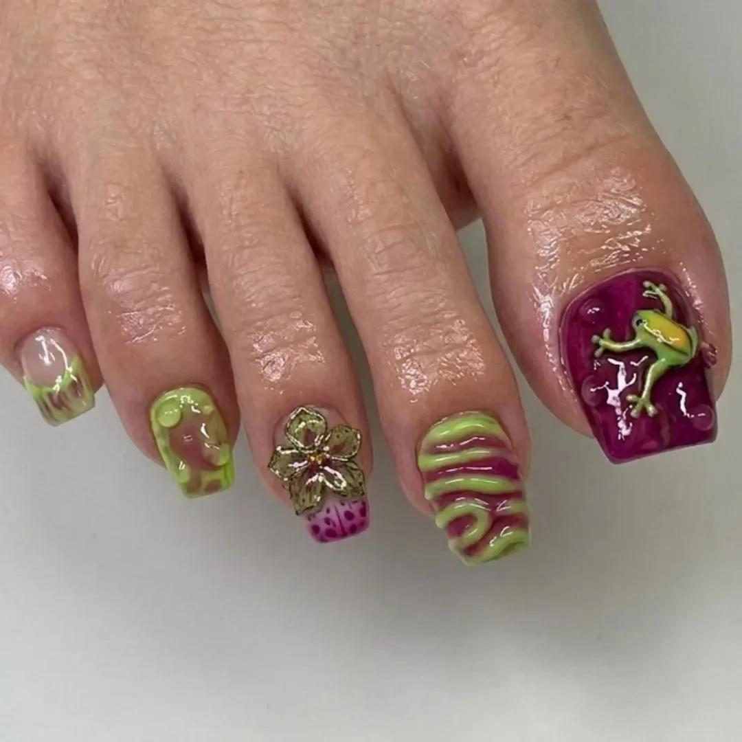 Mismatched Pedi, Indie Pedi, press on nails, custom press on nails, fake nails, Nails Art, stained glass nails, gold press on nails, 3d press on nails, luxury press on nails, handmade press on nails