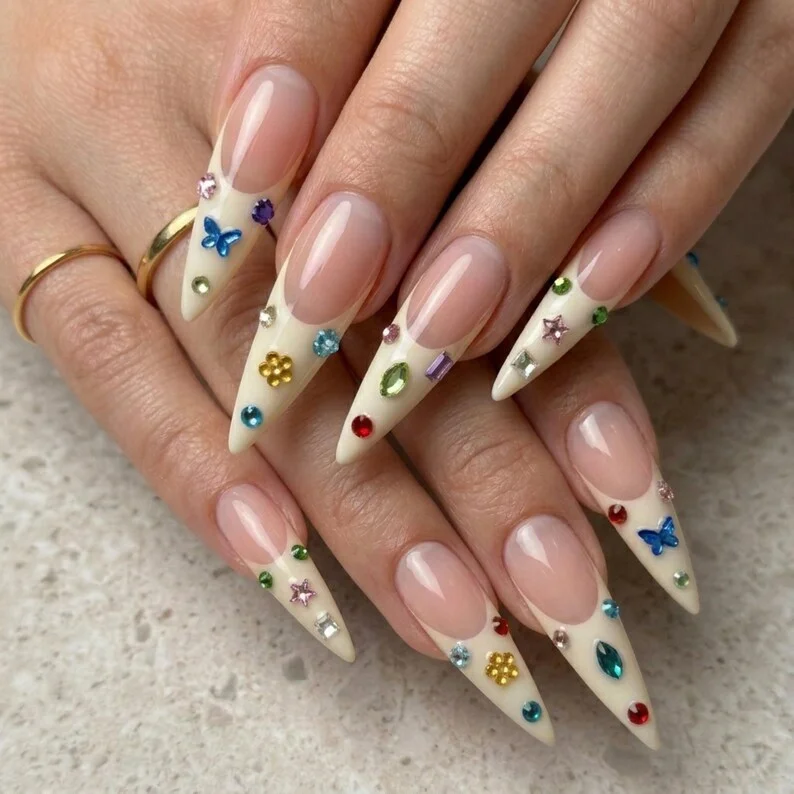 press on nails, custom press on nails, fake nails, Nails Art, stained glass nails, gold press on nails, 3d press on nails, luxury press on nails, handmade press on nails