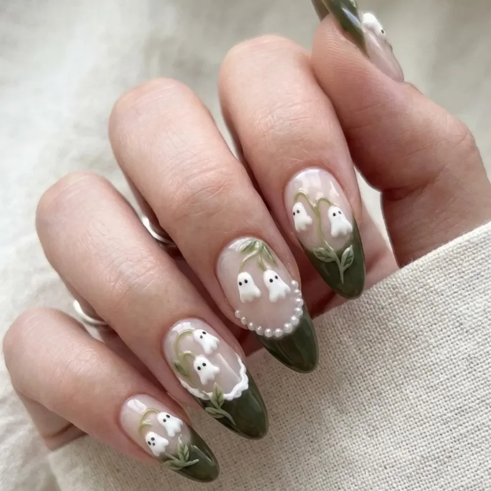press on nails, custom press on nails, fake nails, Nails Art, stained glass nails, gold press on nails, 3d press on nails, luxury press on nails, handmade press on nails