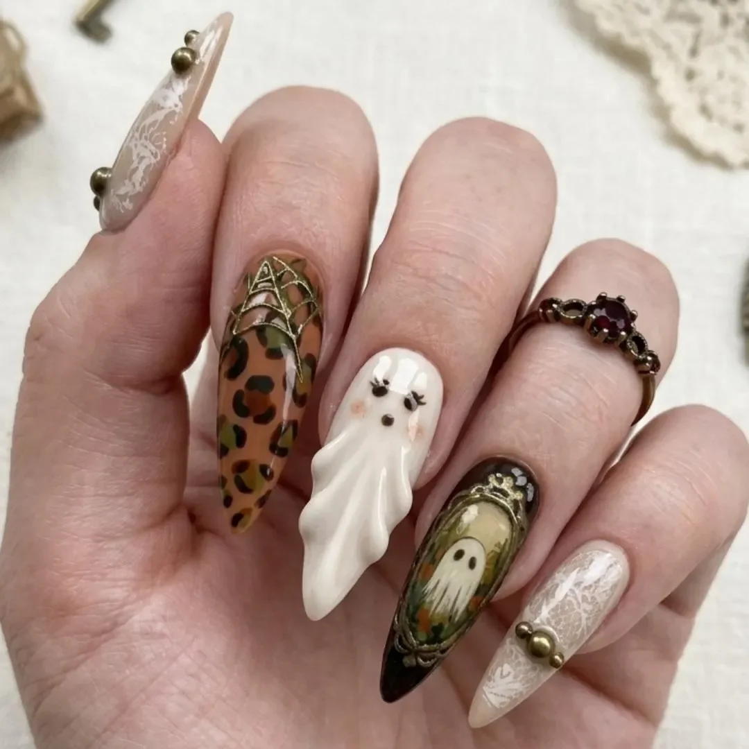 press on nails, custom press on nails, fake nails, Nails Art, stained glass nails, gold press on nails, 3d press on nails, luxury press on nails, handmade press on nails