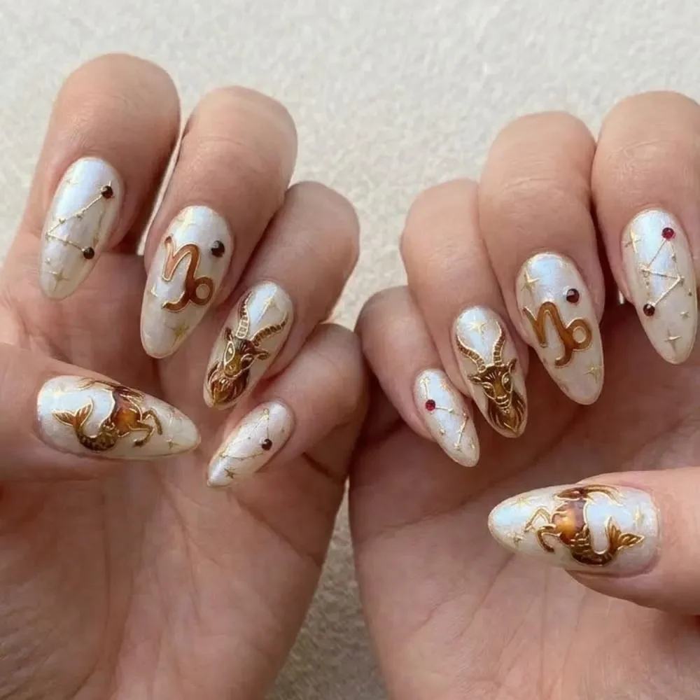 press on nails, custom press on nails, fake nails, Nails Art, stained glass nails, gold press on nails, 3d press on nails, luxury press on nails, handmade press on nails