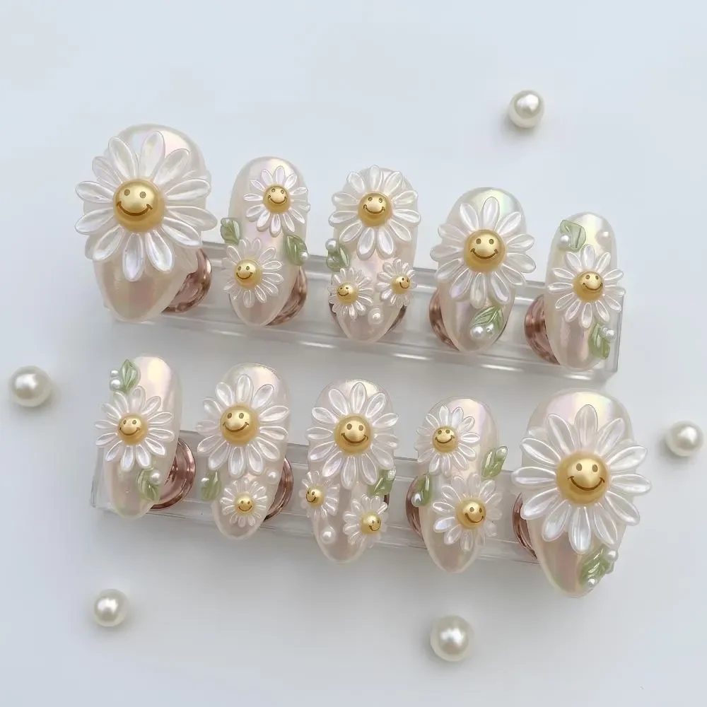 press on nails, custom press on nails, fake nails, Nails Art, stained glass nails, gold press on nails, 3d press on nails, luxury press on nails, handmade press on nails