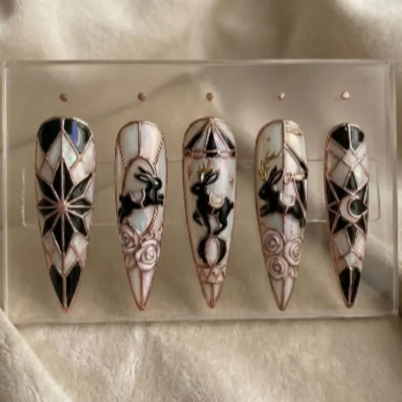 press on nails, custom press on nails, fake nails, Nails Art, stained glass nails, gold press on nails, 3d press on nails, luxury press on nails, handmade press on nails