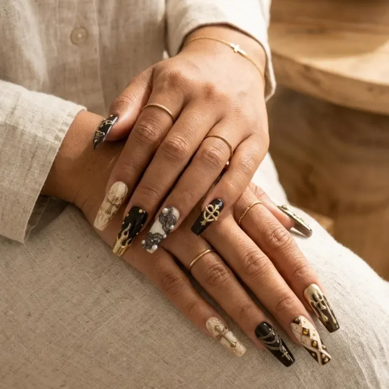 Grunge Punk, Gothic Nail Art, press on nails, custom press on nails, fake nails, Nails Art, stained glass nails, gold press on nails, 3d press on nails, luxury press on nails, handmade press on nails