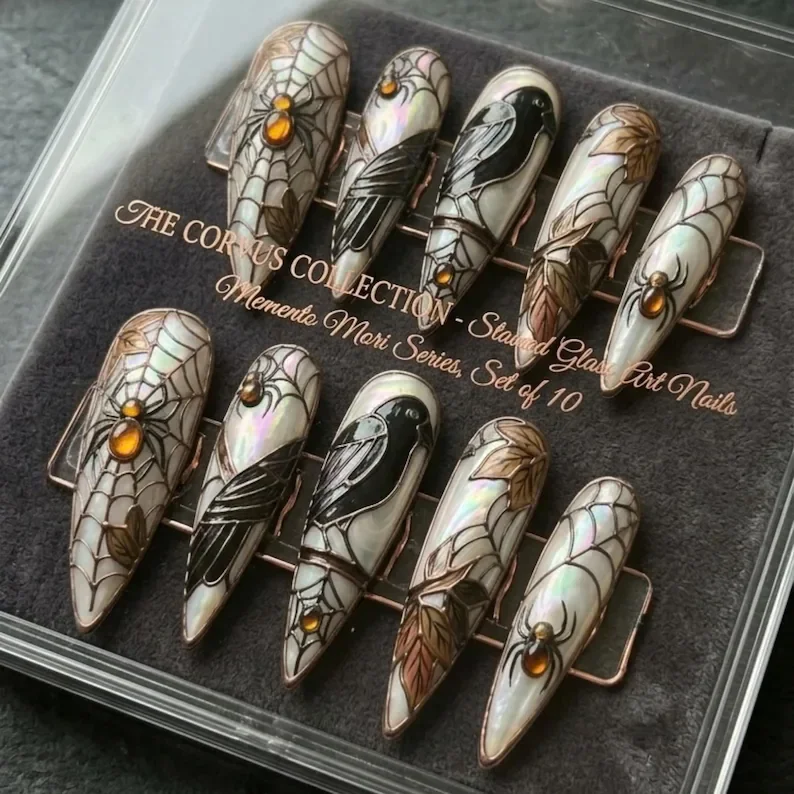 press on nails, custom press on nails, fake nails, Nails Art, stained glass nails, gold press on nails, 3d press on nails, luxury press on nails, handmade press on nails