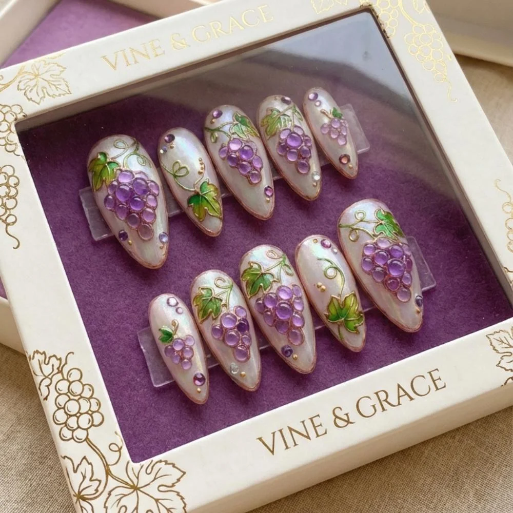 press on nails, custom press on nails, fake nails, Nails Art, stained glass nails, gold press on nails, 3d press on nails, luxury press on nails, handmade press on nails