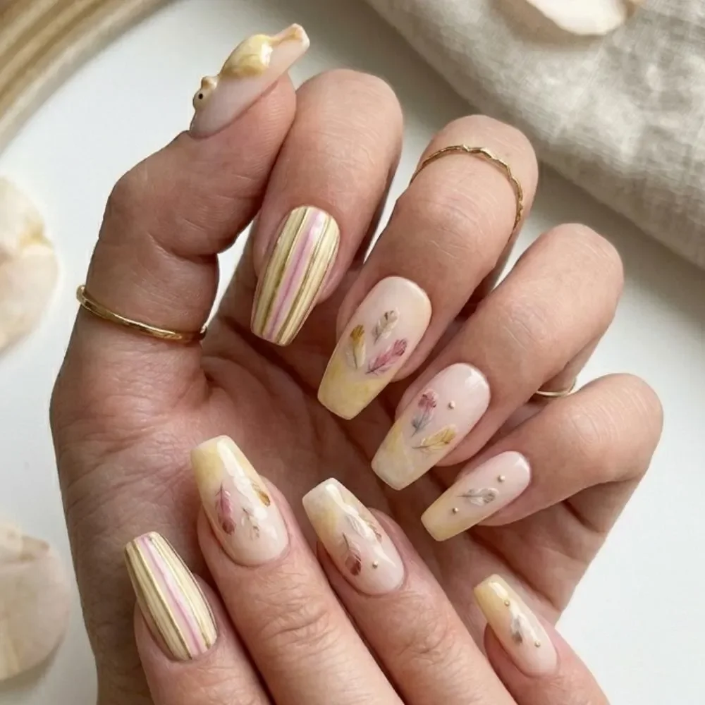 luxury fake nails, custom press on, press on nails, custom press on nails, fake nails, Nails Art, stained glass nails, gold press on nails, 3d press on nails, luxury press on nails, handmade press on nails