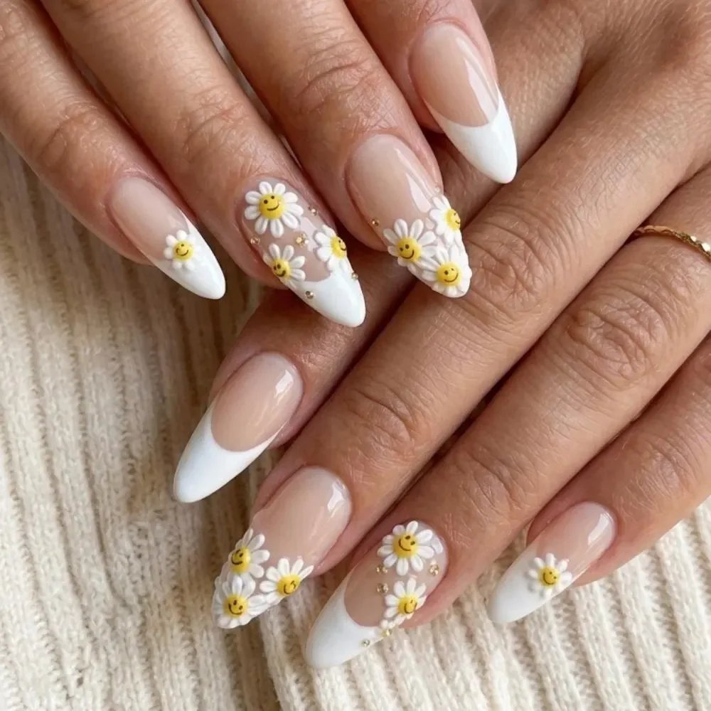 press on nails, custom press on nails, fake nails, Nails Art, stained glass nails, gold press on nails, 3d press on nails, luxury press on nails, handmade press on nails