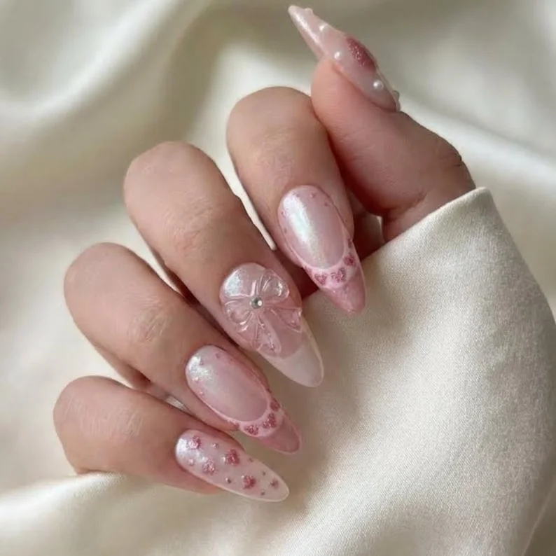 3D heart nails, bow press on, press on nails, custom press on nails, fake nails, Nails Art, stained glass nails, gold press on nails, 3d press on nails, luxury press on nails, handmade press on nails