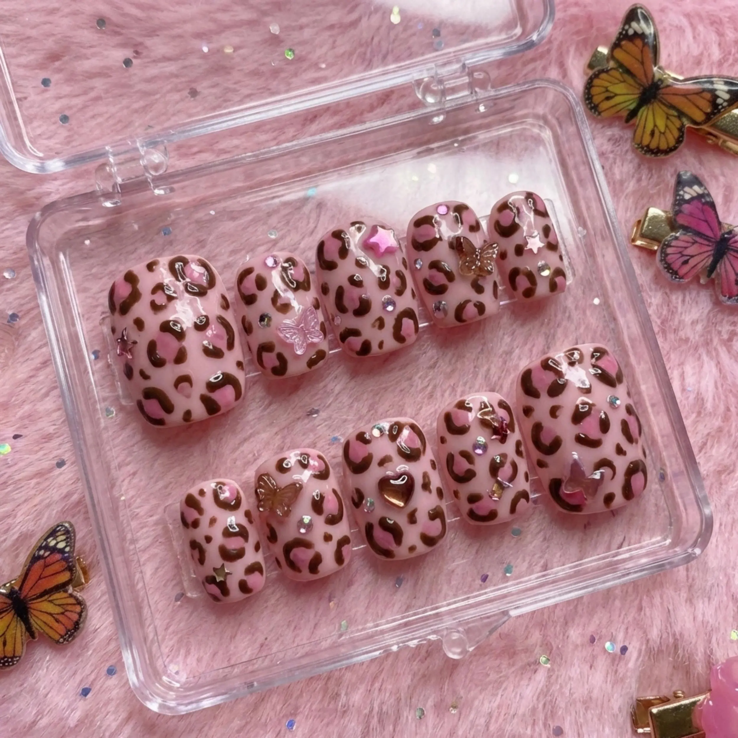 Star Pink, Leopard Print, press on nails, custom press on nails, fake nails, Nails Art, stained glass nails, gold press on nails, 3d press on nails, luxury press on nails, handmade press on nails