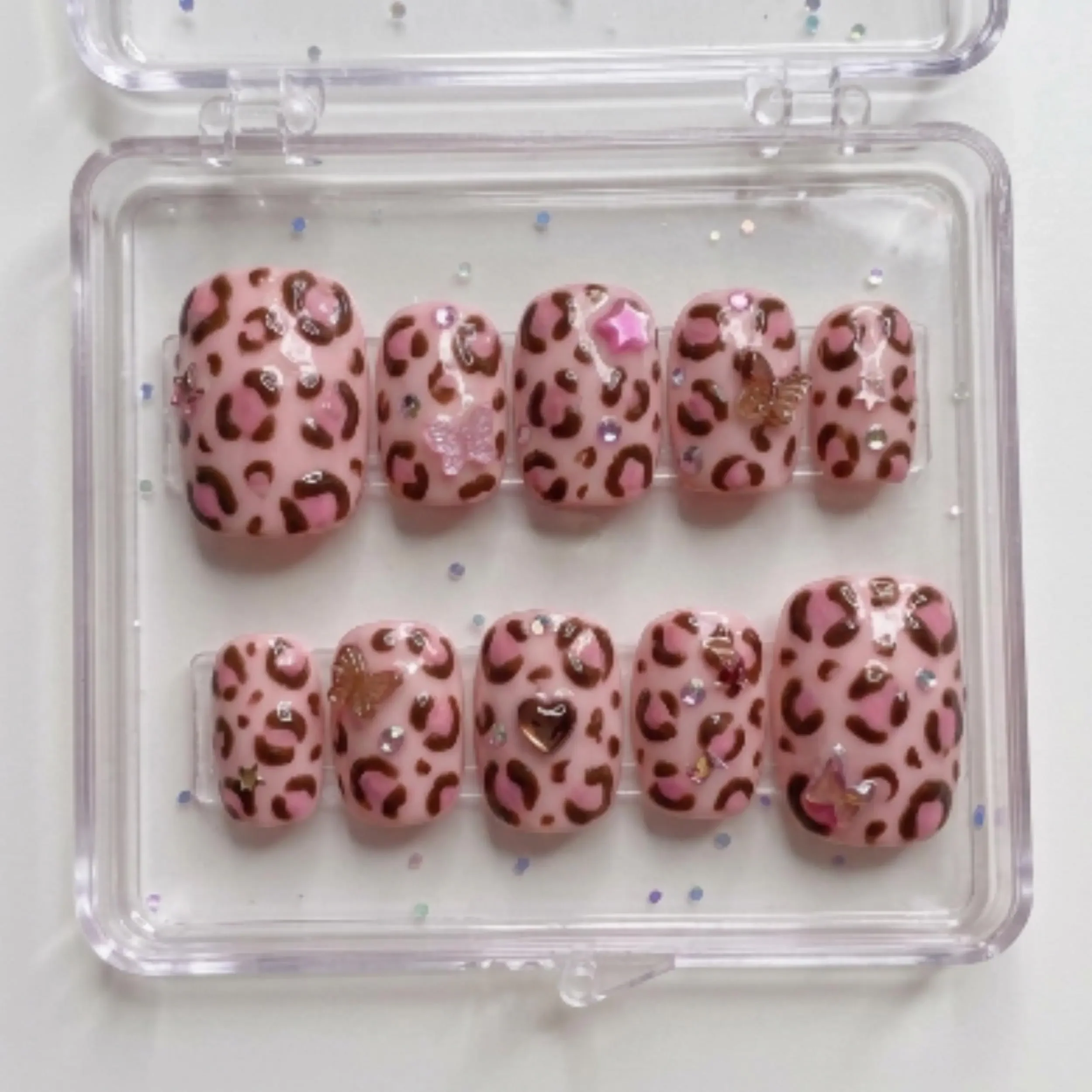 Pedicure Set, 3D Heart, press on nails, custom press on nails, fake nails, Nails Art, stained glass nails, gold press on nails, 3d press on nails, luxury press on nails, handmade press on nails
