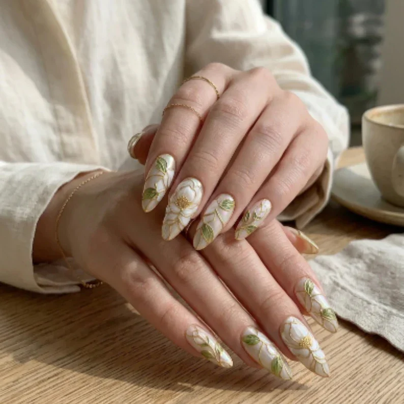 Floral Nail Art, Bridal Nail Design, press on nails, custom press on nails, fake nails, Nails Art, stained glass nails, gold press on nails, 3d press on nails, luxury press on nails, handmade press on nails