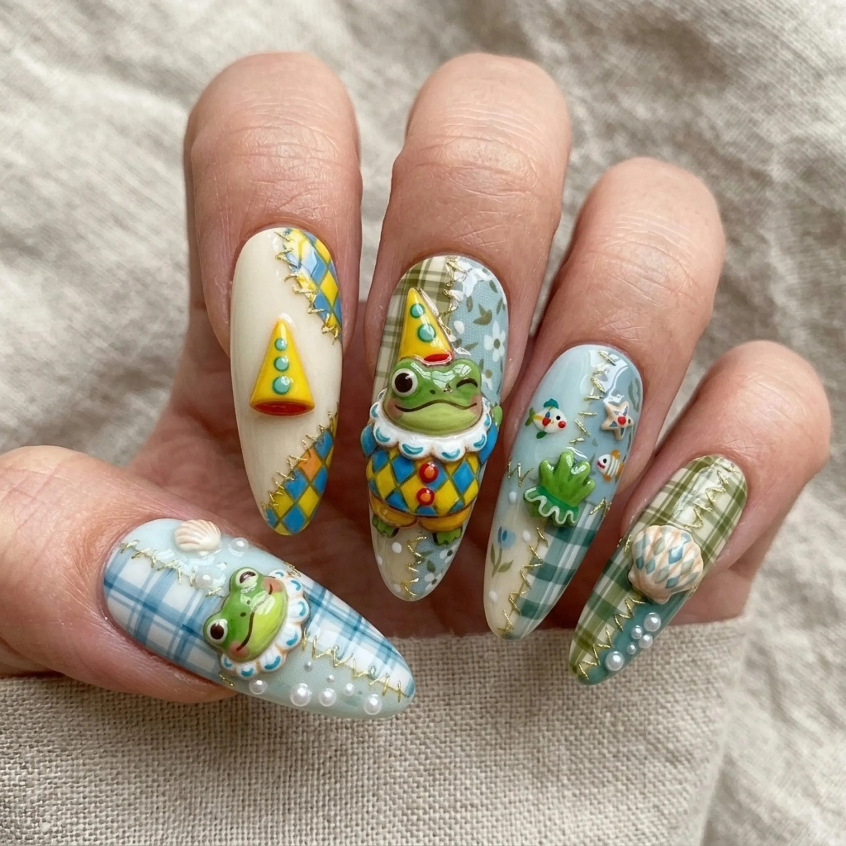 press on nails, custom press on nails, fake nails, Nails Art, stained glass nails, gold press on nails, 3d press on nails, luxury press on nails, handmade press on nails