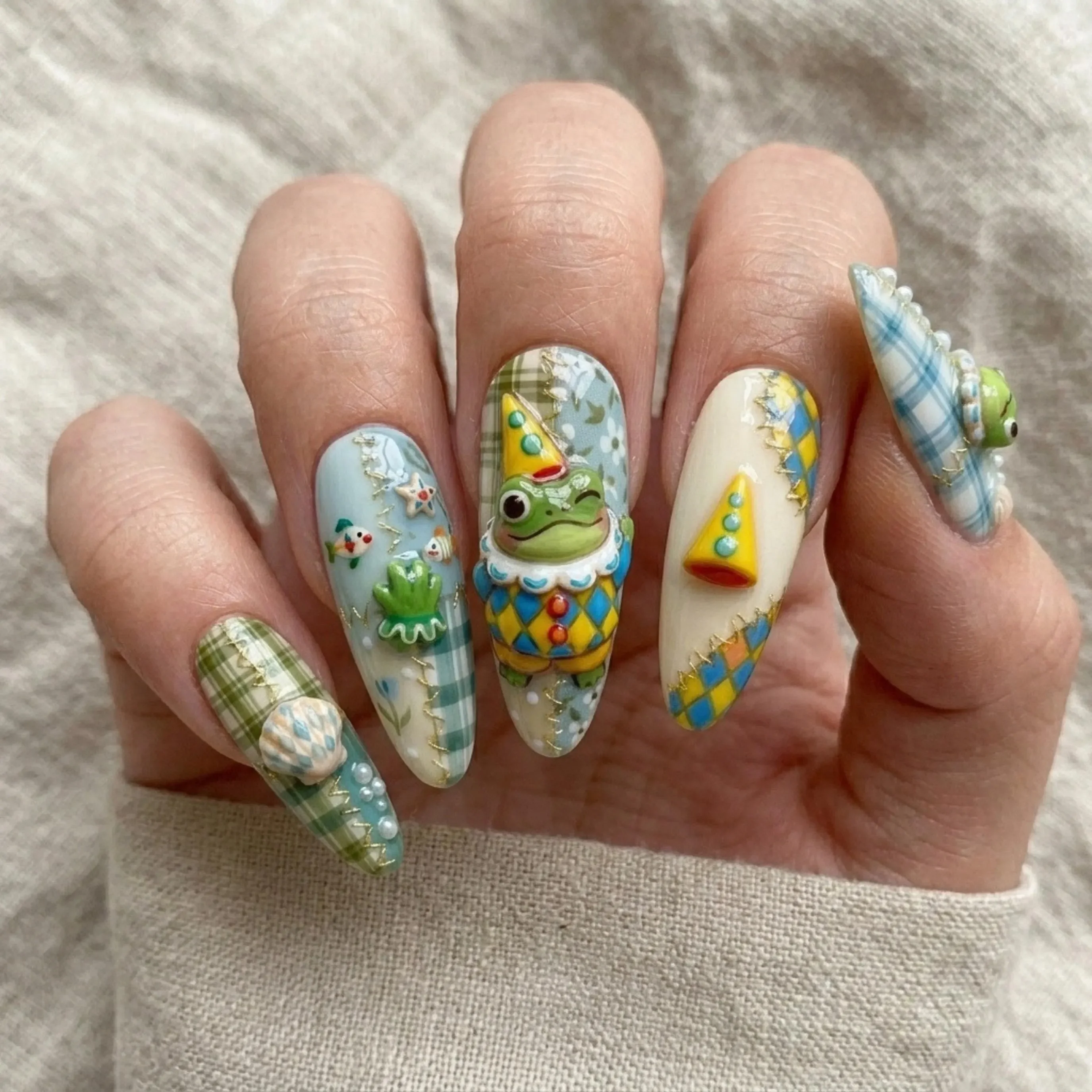 press on nails, custom press on nails, fake nails, Nails Art, stained glass nails, gold press on nails, 3d press on nails, luxury press on nails, handmade press on nails